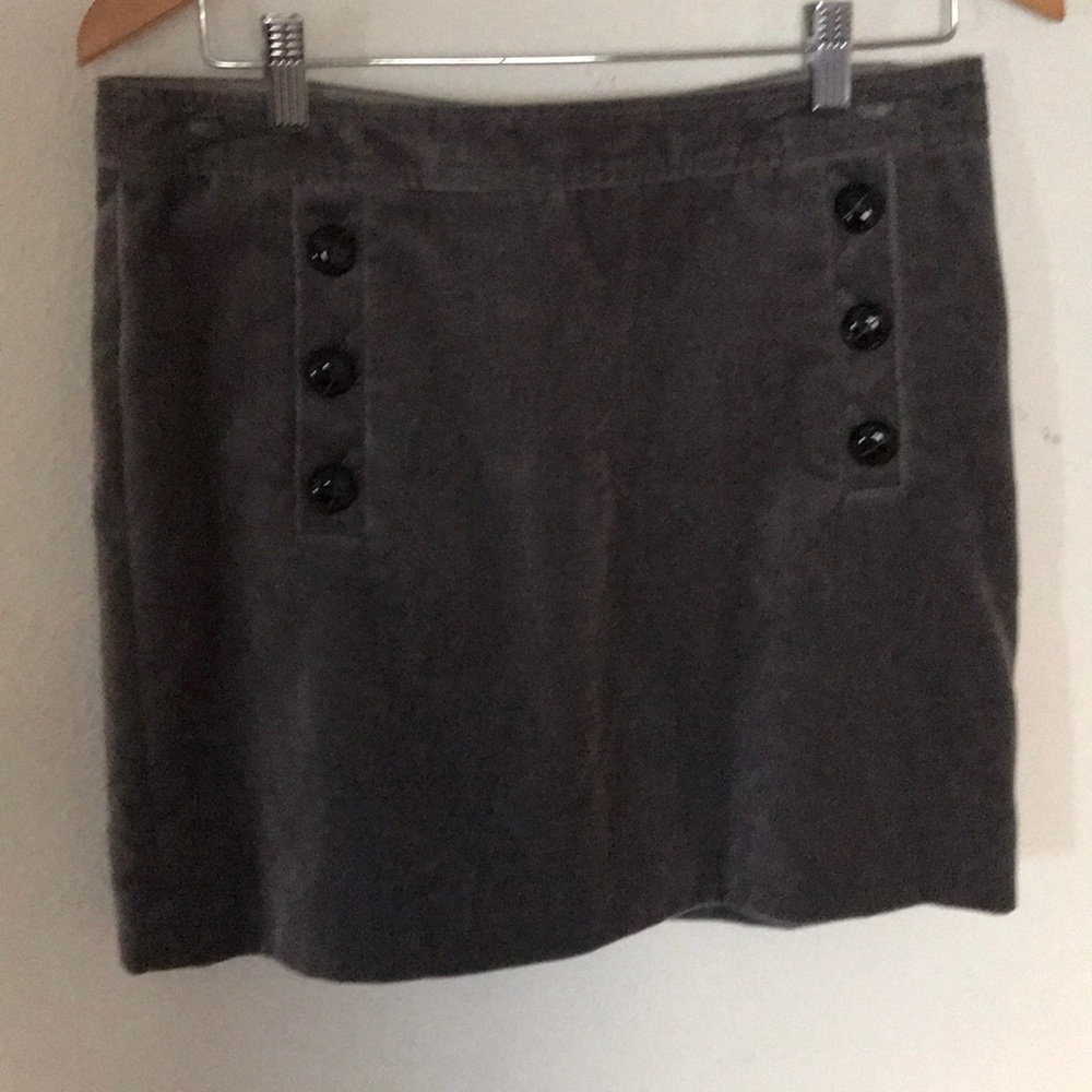 Grey skirt